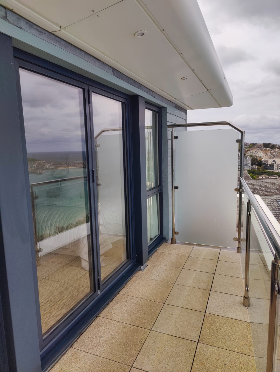 clean coastal windows